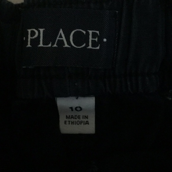 5/$5 pay $20.PLACE. Kids shorts. - Picture 4 of 4